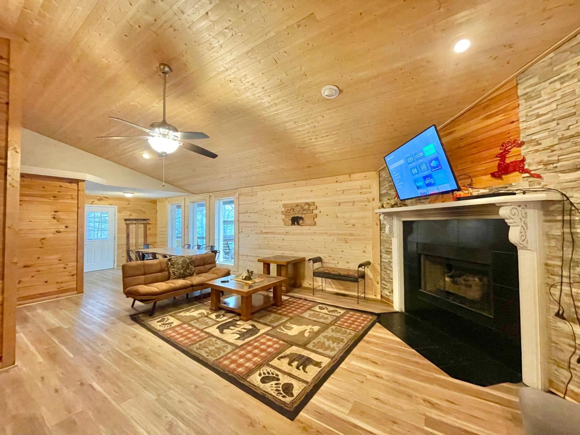 Lazy Bear Cabin Sevierville Buitenkant foto